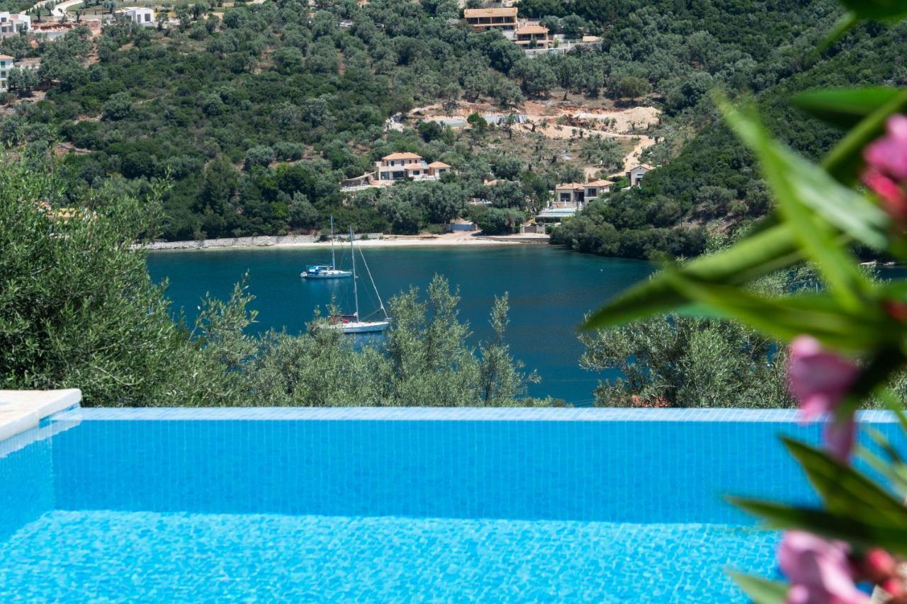 Villas Amantea- Four Villas With Big Pool And Infinity Pool Sivota  Exterior photo